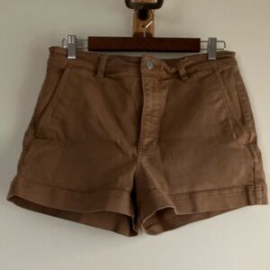 Everlane Utility Shorts size 10 in Brown / Tan